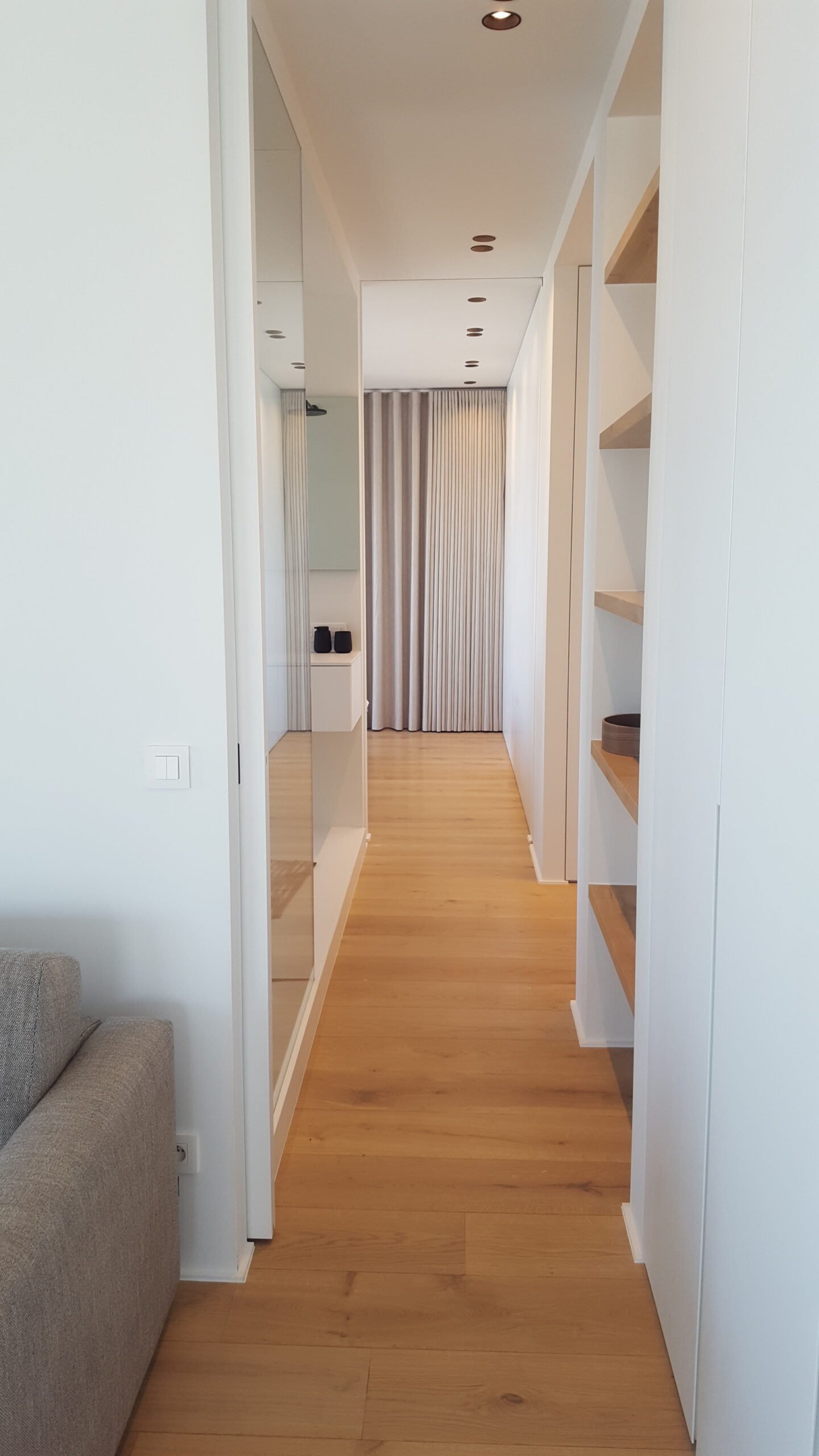 Wave 8-gordijn-verduisterend-slaapkamer-Duplex-Domotica-NIKO Home Control