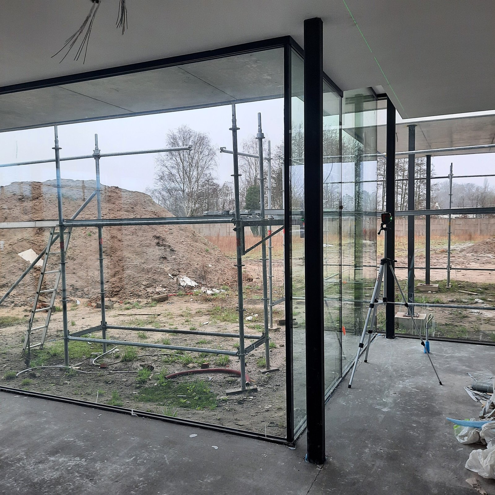 Ruwbouw-fase-Villa-Gordijnen-Project-High-End-Linnen-Cachemire