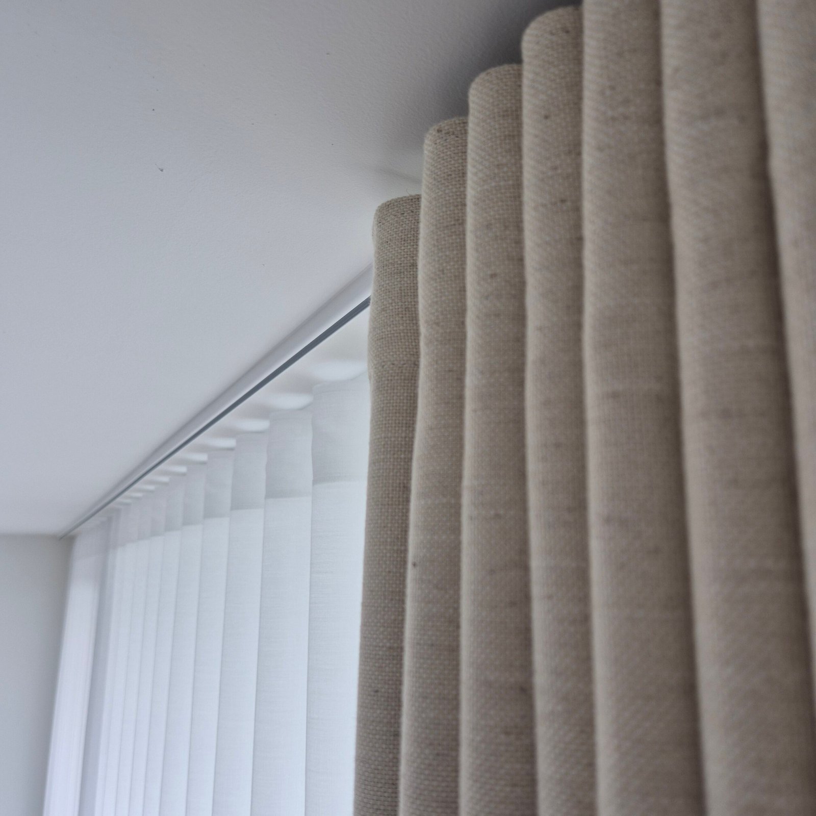 Wave-Gordijn-JM Selection-Panama-verduisterend-hedendaagse Villa-project-JPEG
