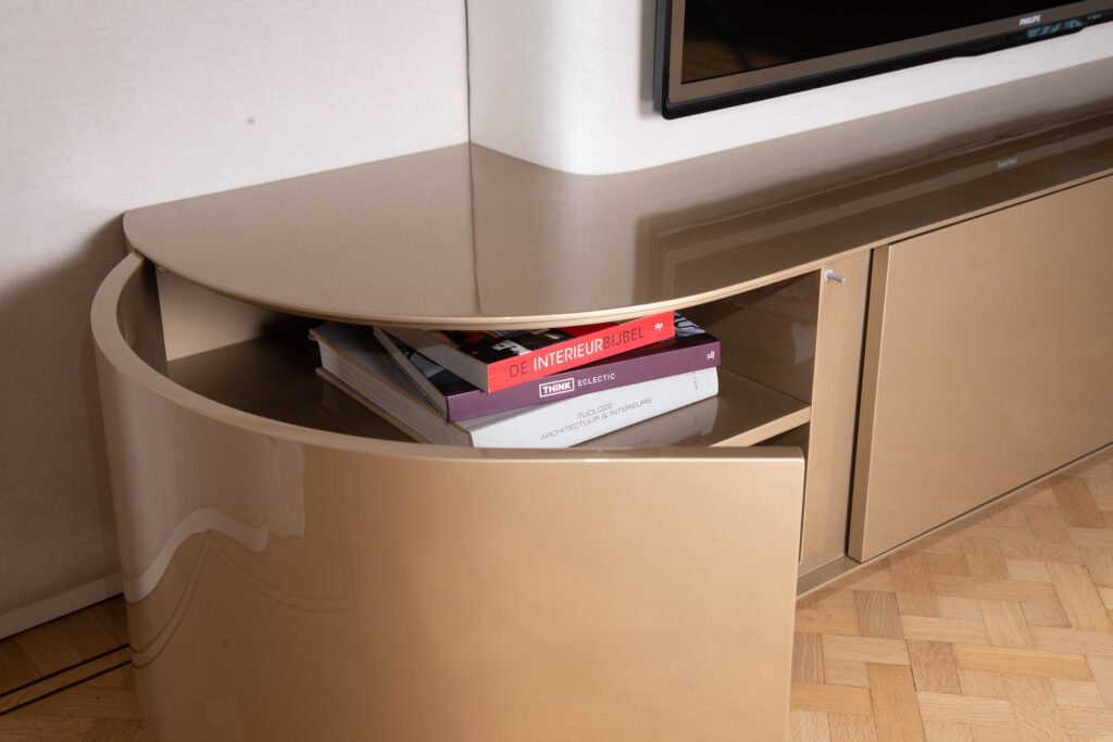 Eigen-ontwerp-3D-Berchem-Antwerpen-Audio-TV-Wall-Furniture